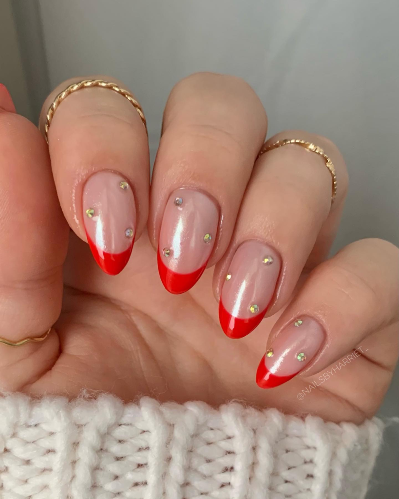 Short Valentine’s Day nail designs